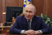 Russia Declares Unilateral Ceasefire in Ukraine for Victory Day, Warns of Strikes