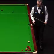 Snooker Referee Hits Back at Crucible Crowd During Tense Semi-Final Frame