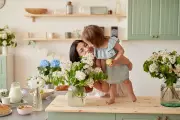 Sociologist Explains Why Tradwives Want to 'Make Patriarchy Great Again'