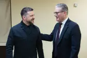 Starmer Reaffirms UK Support for Ukraine in Call with Zelensky