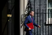 Streeting Ends Starmer Premiership but Unlikely to Win Crown