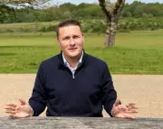 Streeting Warns Starmer Risks 'Biden Situation' Ushering Reform Govt