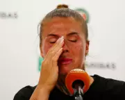 Tearful Ukrainian Tennis Star Demands Sanctions for Russian Opponent