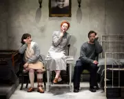 The Glass Menagerie Review: Tennessee Williams Classic Stomped On for Laughs