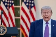 Trump Considers New Iran Strikes Ahead of High-Stakes China Meeting