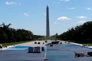 Trump Gives $6.9M No-Bid Pool Contract to His 'Pool Guy'