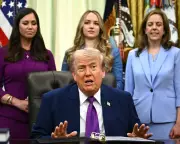 Trump: Iran Ceasefire on 'Life Support' After Rejecting Proposals