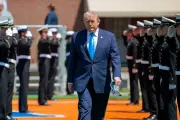Trump Issues Iran Ultimatum, Rants About Xi in Coast Guard Speech