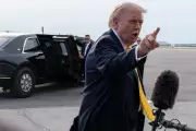 Trump Pledges to Reopen Strait of Hormuz on Monday Amid Iran Tensions