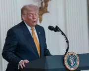 Trump Shelves 'Project Freedom' After Saudi Arabia Blocks US Bases