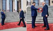 Trump's Secret Handshake Code with Xi Revealed by Body Language Expert