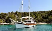 Uber Launches Boat Rental Service for Summer Mediterranean Travelers