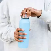 UK Airport Security: Metal Water Bottles Must Be Empty Despite New Rules