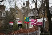 UK House Prices Stall in March Amid Buyer Caution Over Interest Rates