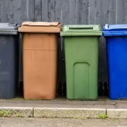 UK households advised to pour boiling water into wheelie bins this week