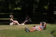 UK Issues Amber Heat Alert as Temperatures Set to Break May Record