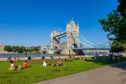 UK Set to Be Hotter Than Honolulu as Temperatures Hit 27C