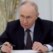Ukrainian Drone Strikes Moscow Tower Block Near Kremlin Ahead of Victory Day