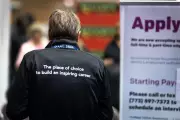 US Jobless Claims Rise Unexpectedly, Labor Market Stalls