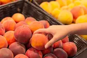 US Peach Supply at Risk After Catastrophic Crop Losses