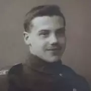 Woman Searches for WW1 Soldier's Family After £5 Car Boot Find