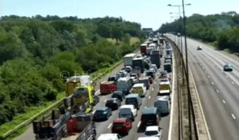 10 Hospitalised After M25 Crash During Record Heatwave