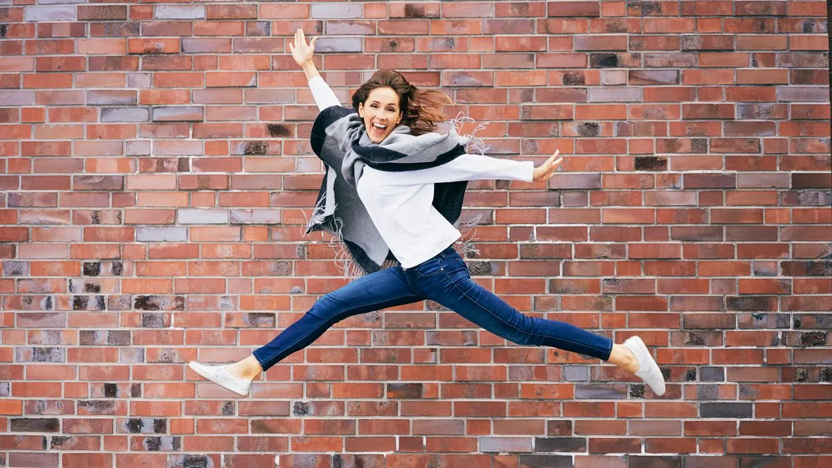 Woman credits ChatGPT for life-changing 100 jumps a day routine