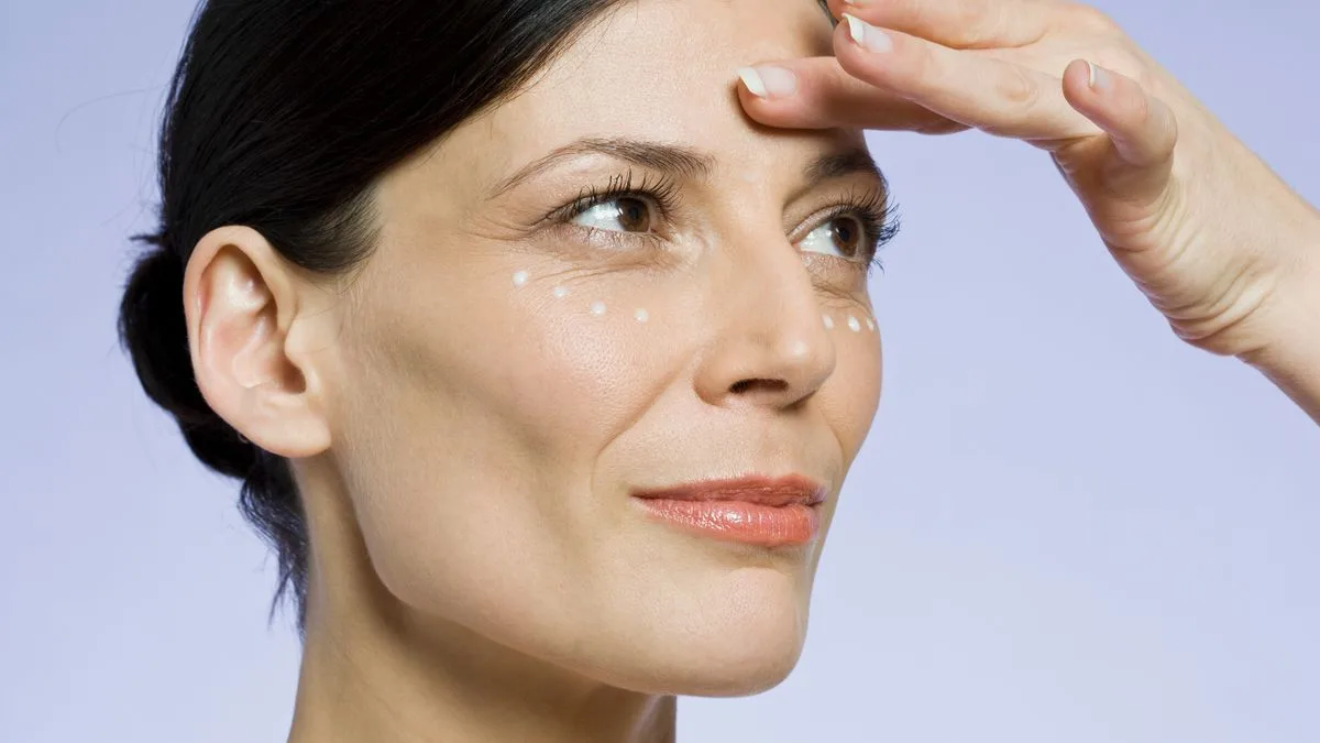Clinique, Elemis and Estée Lauder Anti-Ageing Creams 25% Off at Boots