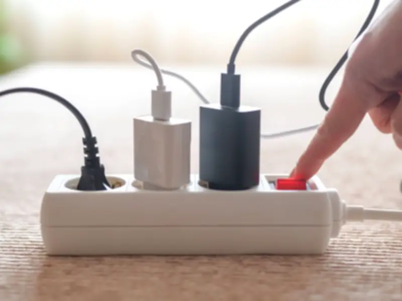 3 Appliances Never to Plug Into an Extension Lead: Fire Risk Warning
