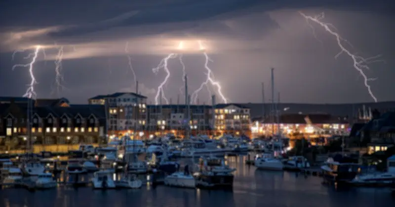31 UK Counties Bracing for 7-Inch Rain in 20-Hour Thunderstorm Saturday
