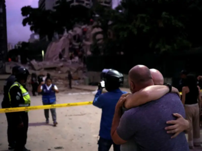 32 Killed, 700 Injured in Devastating Venezuela Earthquakes
