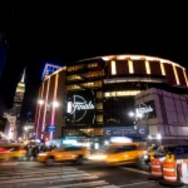 51-year-old man dies after balcony fall at Goose concert in Madison Square Garden