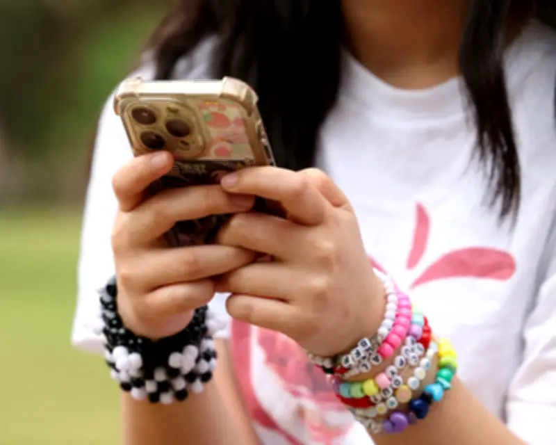 80% of Australian Under-16s Still Use Social Media Despite Ban, Study Shows