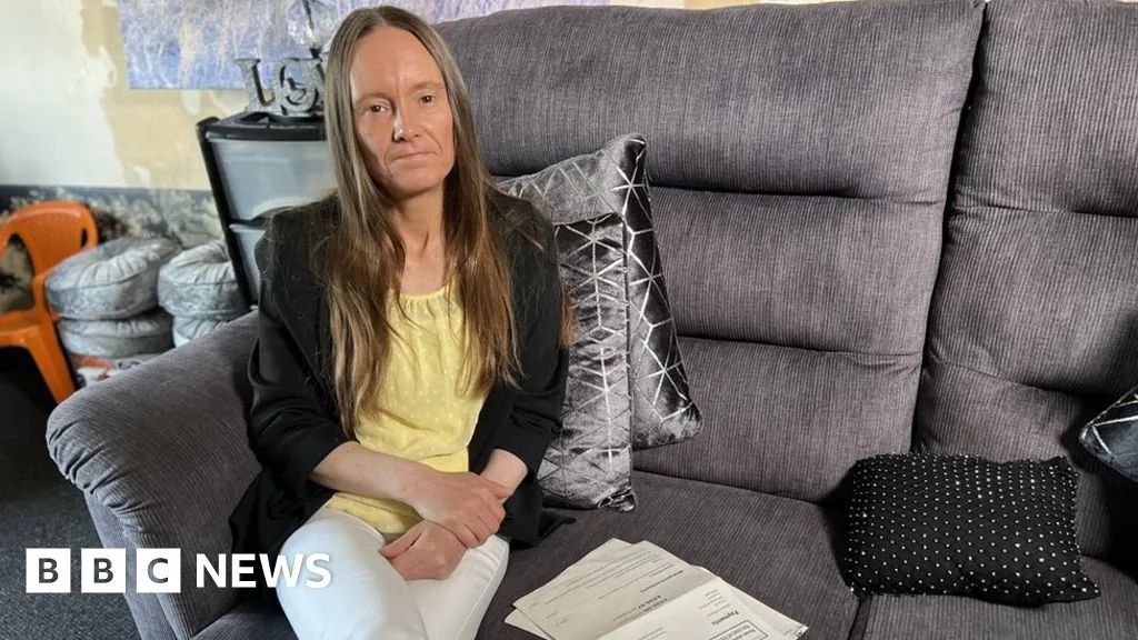 Universal Credit Deductions Push Families Towards Destitution, Charities Warn