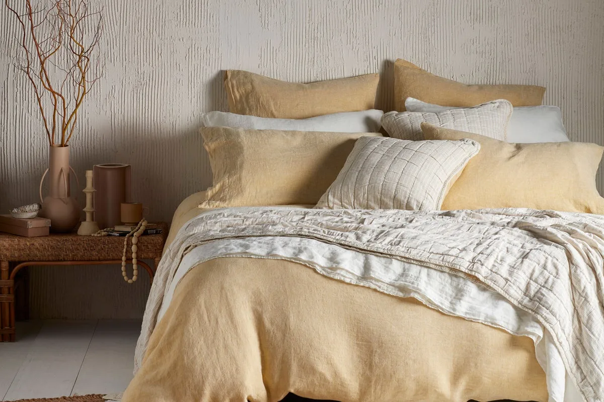 9 Summer Bedding Sets for a Peaceful Night's Sleep
