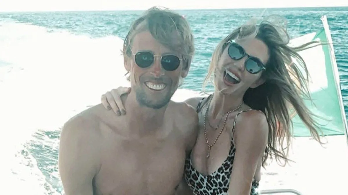 Peter Crouch and Abbey Clancy to Star in BBC Travel Show After Dubai Controversy