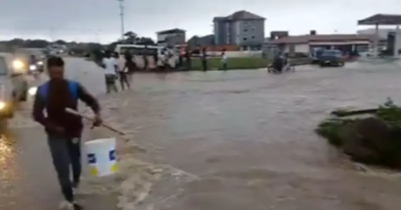 Accra Floods: Heavy Rains and Huge Fire at Odorna Market Cause Chaos