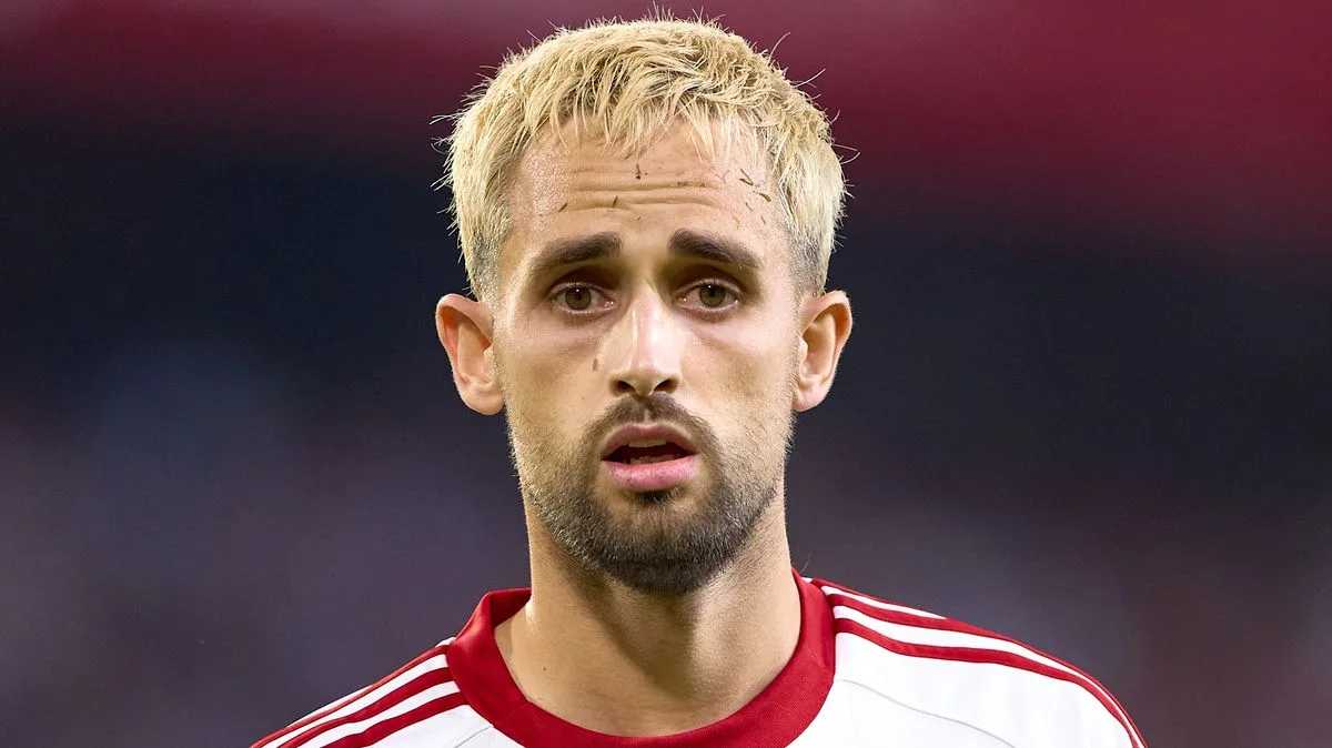 Adnan Januzaj: From Man Utd's 'New Ronaldo' to Sevilla Pay Cut