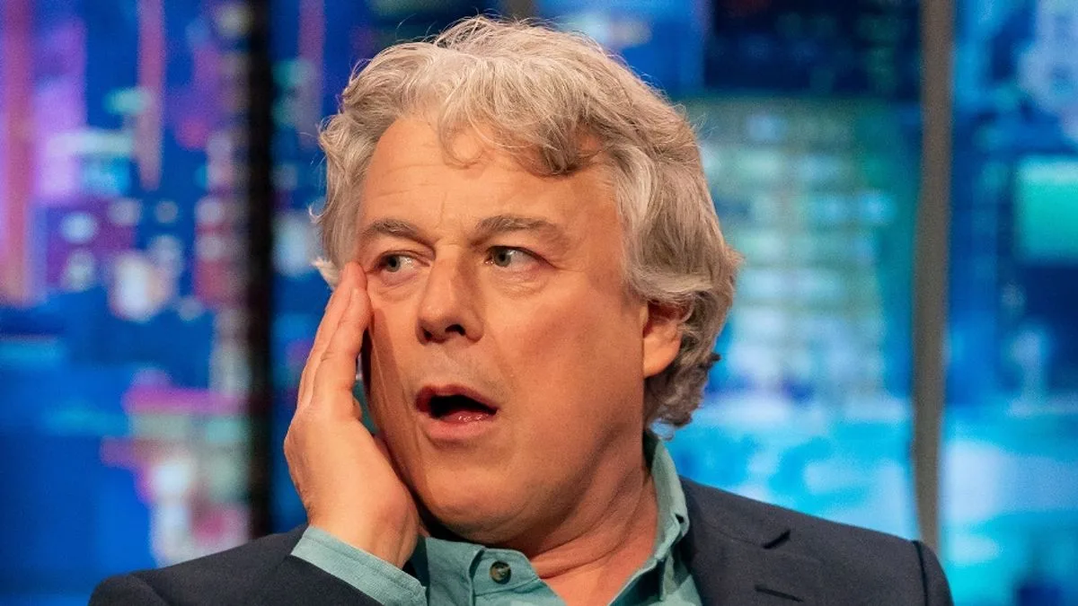 Alan Davies Shares Health Update After Bladder Cancer Diagnosis