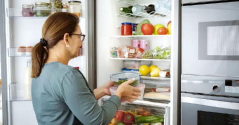 Aldi Issues Fridge Warning: Keep These Two Fruits Separate for Freshness