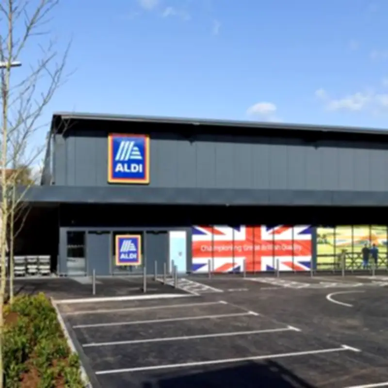 Aldi Upgrades EV Charging with Drax, Prices at 40p and 62p per kWh