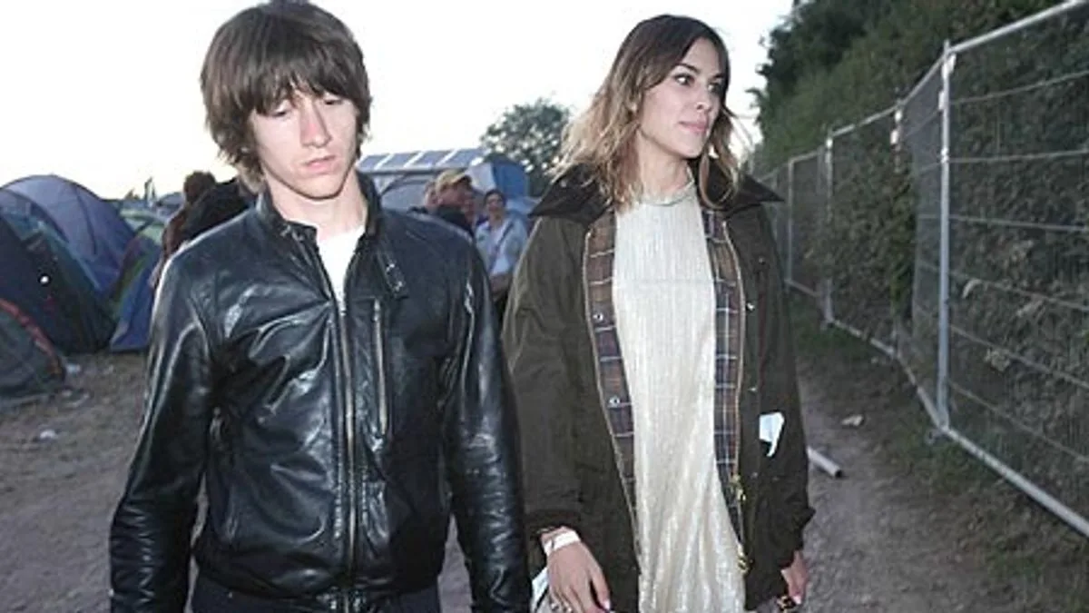 Alexa Chung's Career Confession: 'I Thought It Was Over At 20'