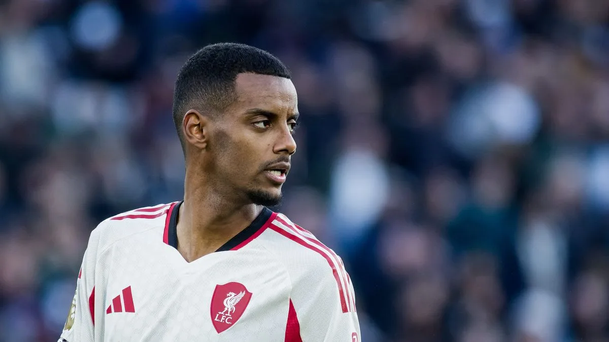 Alexander Isak Labelled 'Prime Minister of Misery' After Grim Celebration