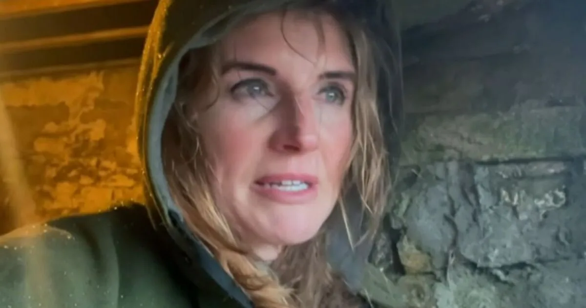 Amanda Owen Fights Back Tears as She Says Goodbye to Beloved Pony in Our Yorkshire Farm Rerun