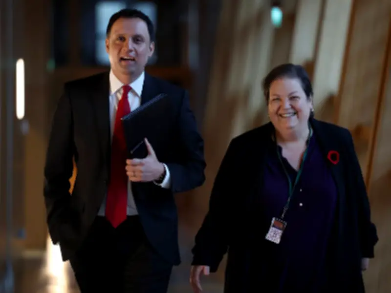 Anas Sarwar Urged to Set Departure Timeline as Scottish Labour Leader