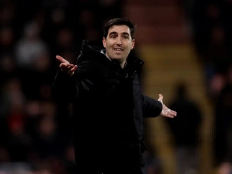 Andoni Iraola Issues 10-Word Demand to Liverpool Stars