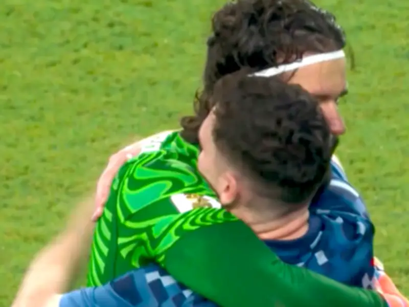 Andy Robertson and Alisson share emotional moment after Brazil beat Scotland