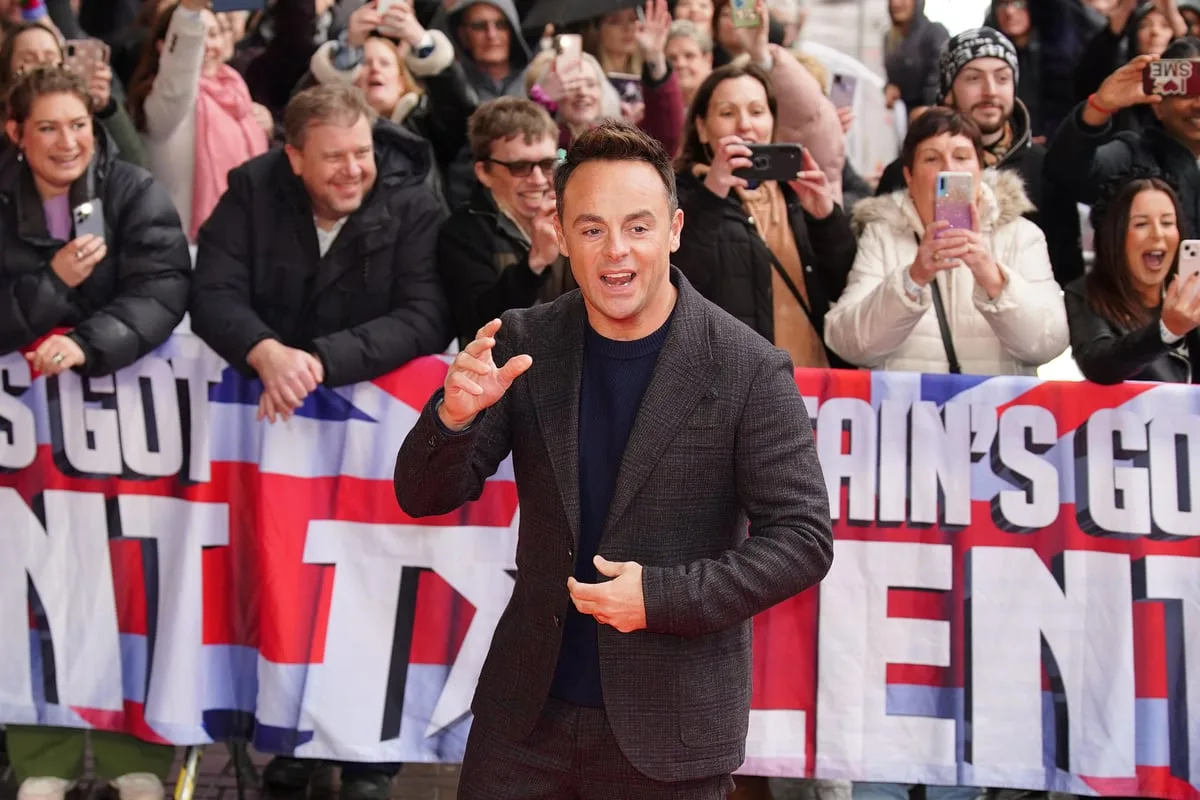 Ant McPartlin's Swollen Eye Leads to Awkward Pharmacy Selfie Request