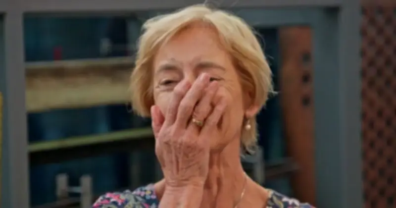 Antiques Roadshow Guest Stunned by Value of Tea Set Locked in Attic for 80 Years