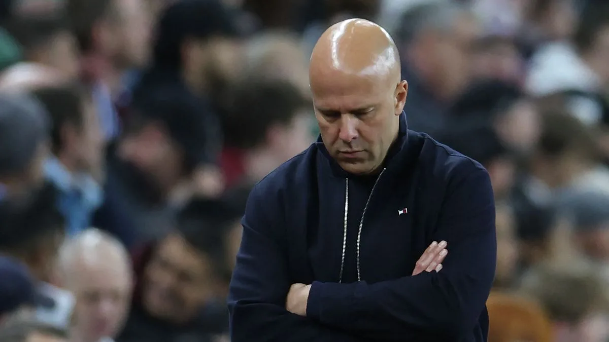 Arne Slot Sacked After Three Complaints From Liverpool Stars